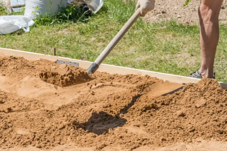 What Is The Best Sand For Your Chicken Coop? Free Chicken Coop Plans